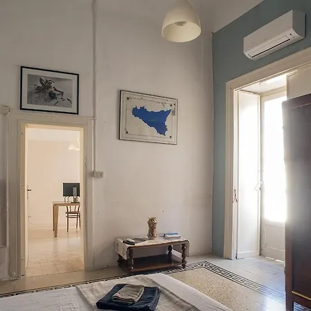 With Terrace - Heart Of The Old Town Appartement